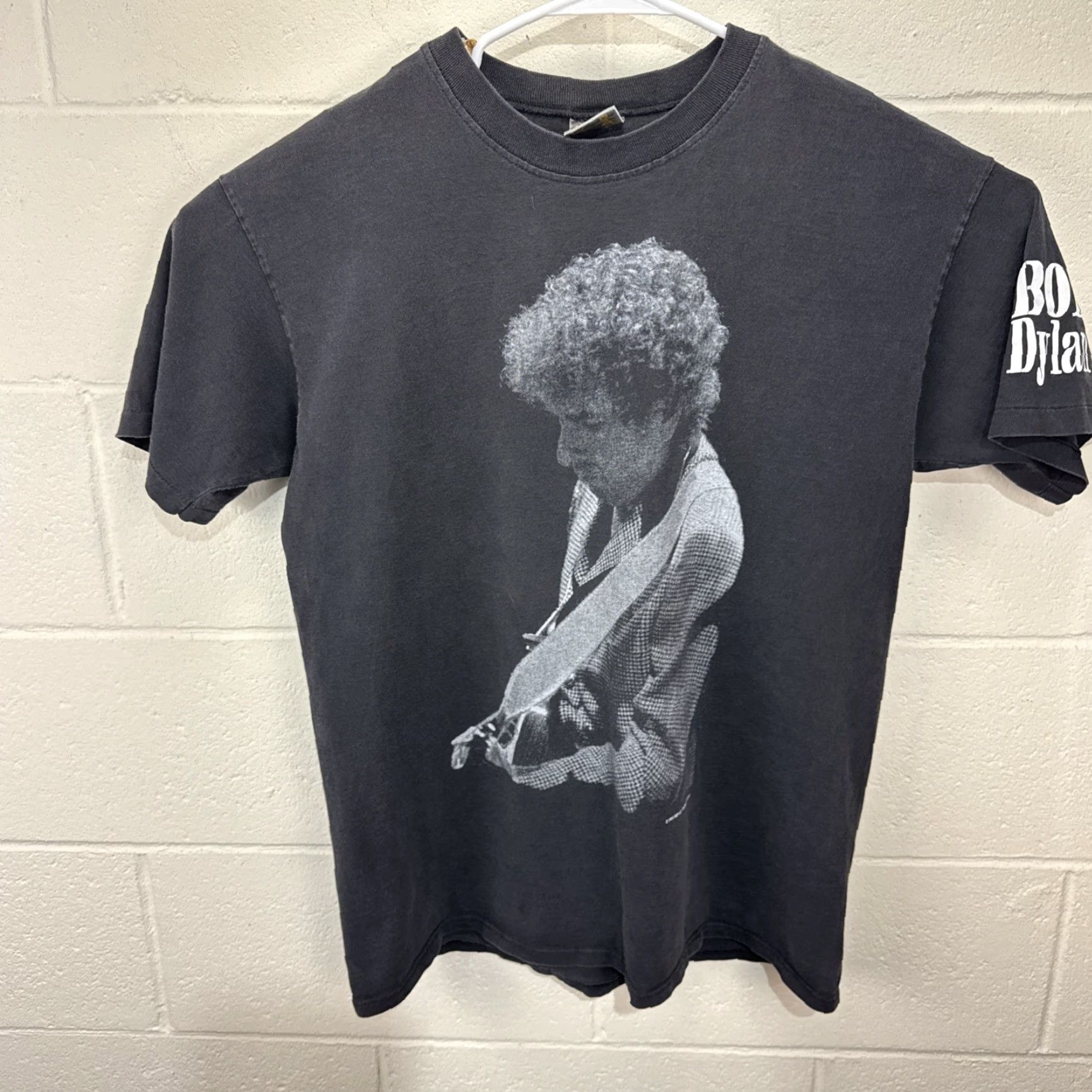 Vintage VINTAGE 1994 Bob Dylan T-Shirt Mens Large Black Graphic Tee 90s Music Rock Size US L / EU 52-54 / 3 - 2 Thumbnail