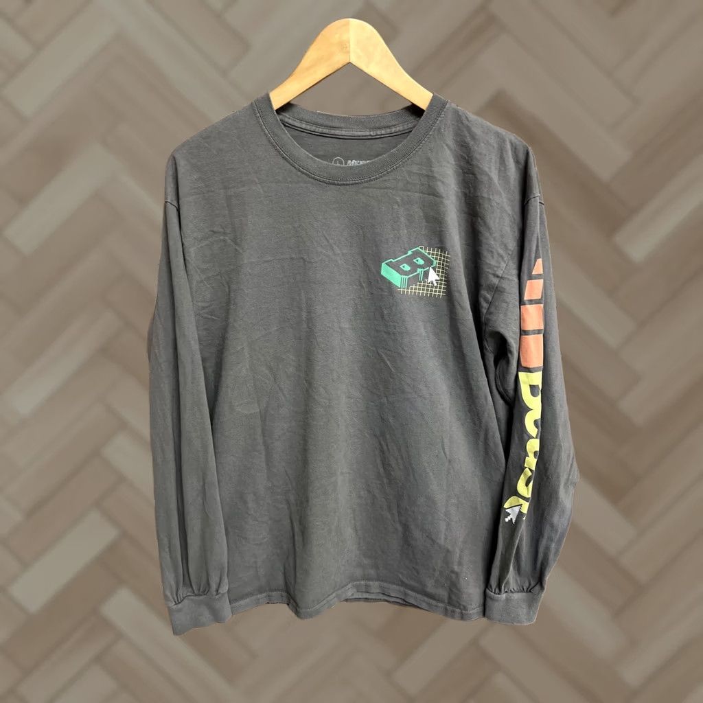 Vintage BEAST T Shirt Mens Adult Large Gray Crew Neck Long Sleeve Size US L / EU 52-54 / 3 - 1 Thumbnail