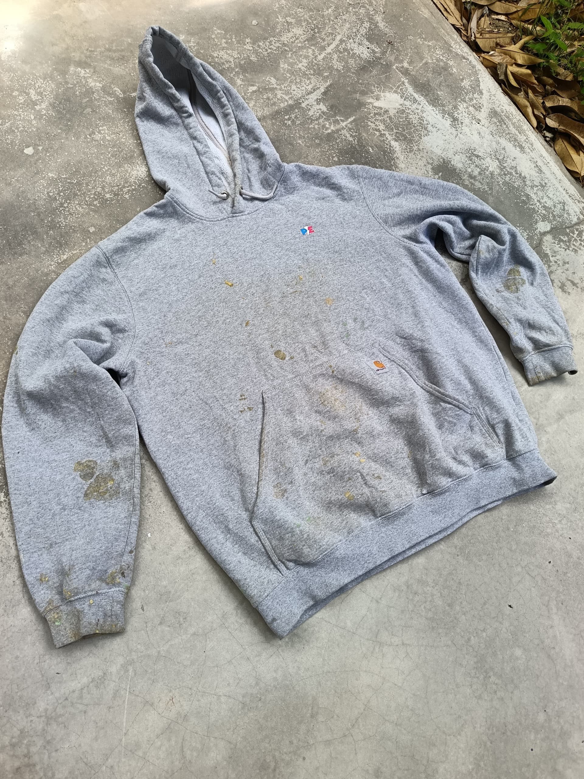 Carhartt Vintage carhartt hoodie with paint splatter Size US L / EU 52-54 / 3 - 4 Thumbnail