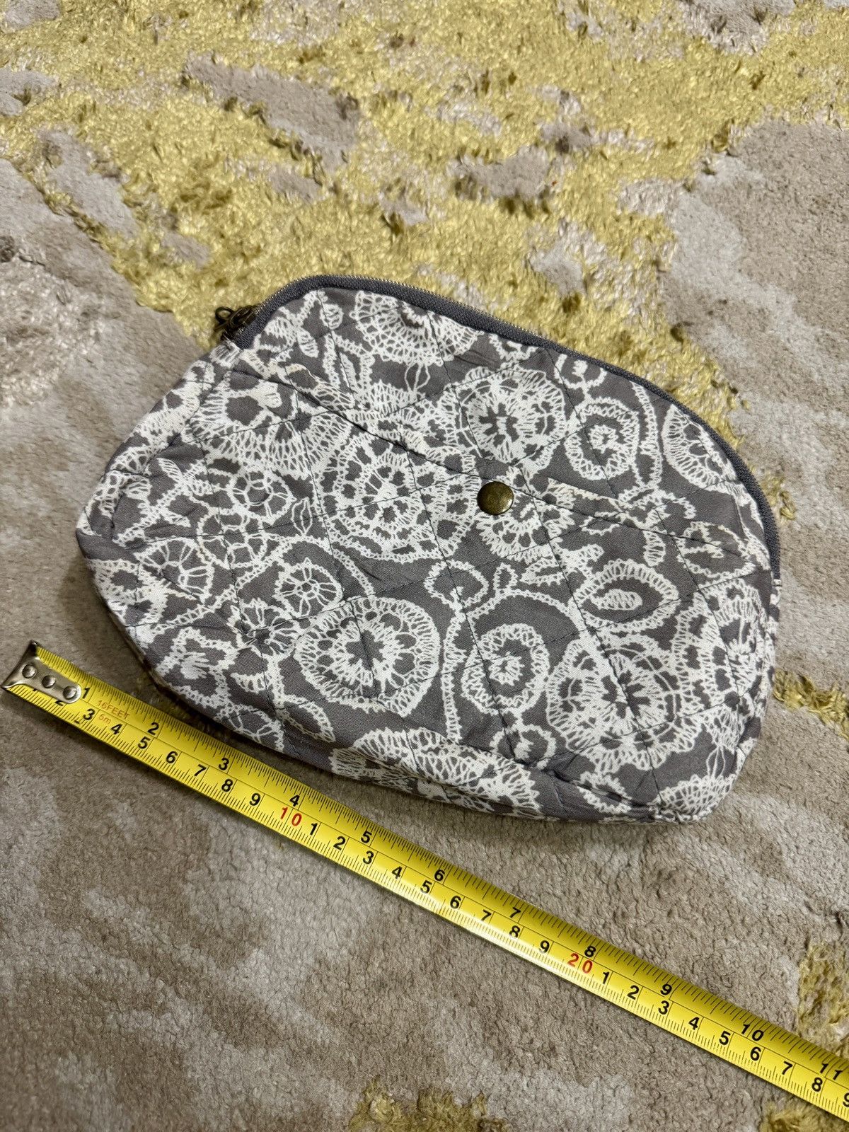 Issey Miyake × Japanese Brand ISSEY MIYAKE PLANTATION POUCHES Size ONE SIZE - 2 Thumbnail