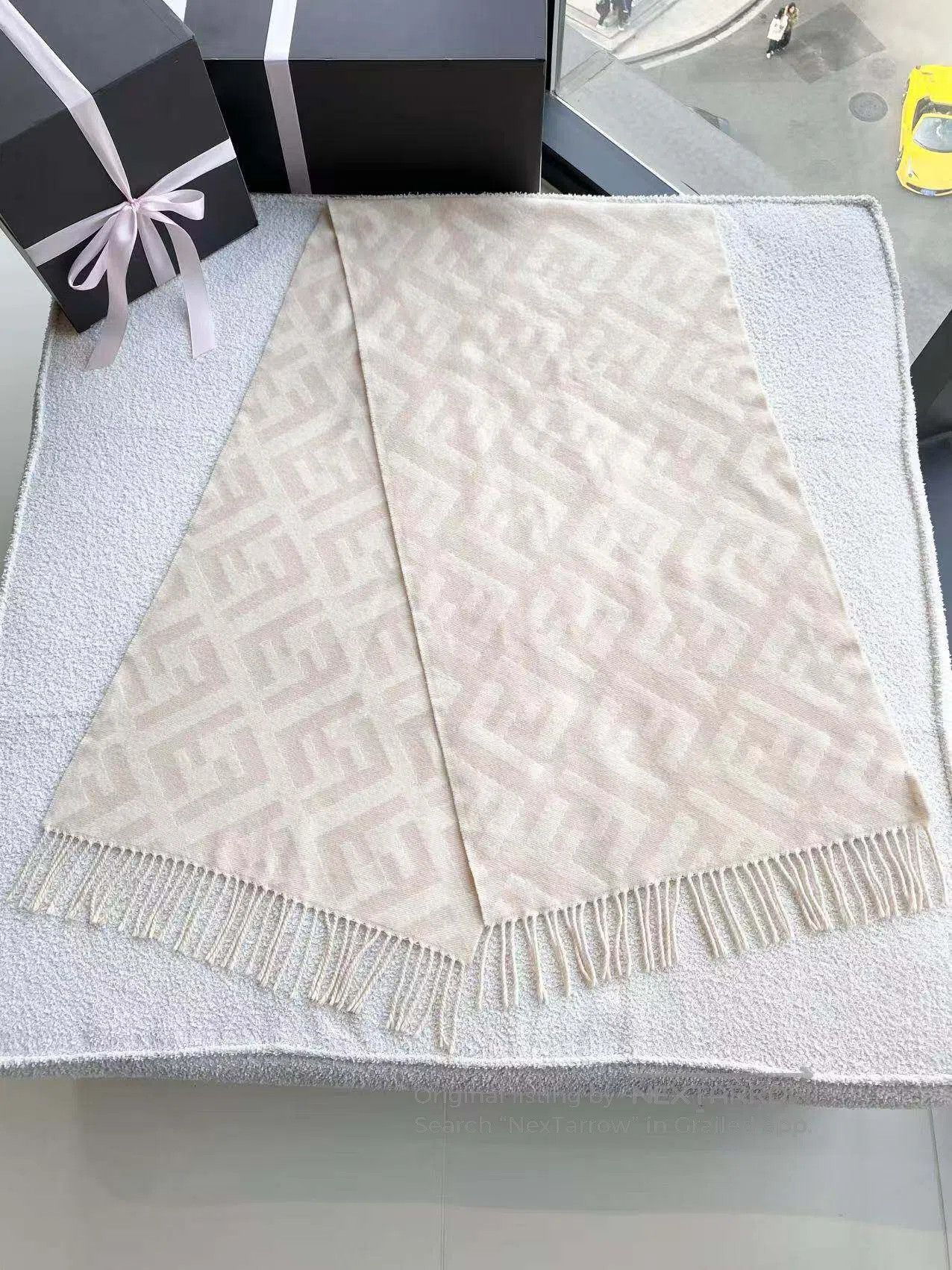 Fendi Fendi Double F full print scarf| Size ONE SIZE - 2 Thumbnail