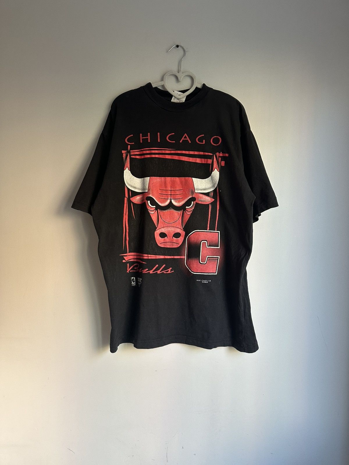 NBA Rare 90s Vintage Chicago Bulls NBA Magic Johnson Shirt Size US XL / EU 56 / 4 - 1 Thumbnail
