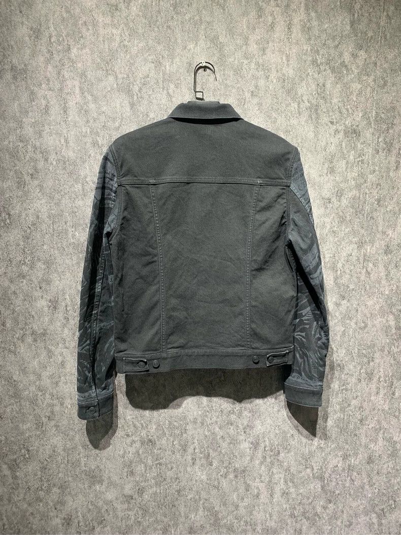 Dior Dior Dior dark pattern graffiti denim jacket 2501-Nextarrow Size US M / EU 48-50 / 2 - 2 Thumbnail
