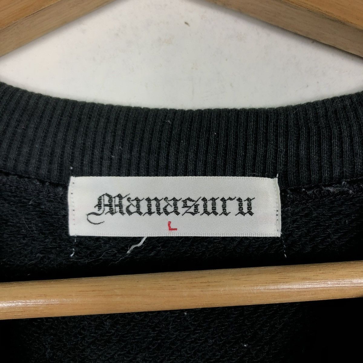 Japanese Brand 🔥VINTAGE SWEATSHIRT BAND Y2K MANASURO BIG LOGO Size US M / EU 48-50 / 2 - 11 Thumbnail