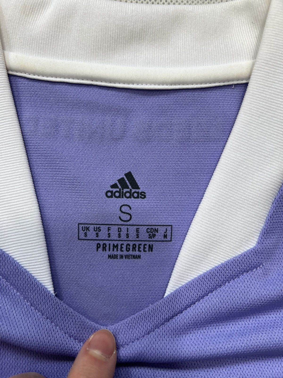 Adidas Adidas Leeds United 2021/2022 Soccer Jersey Size US S / EU 44-46 / 1 - 3 Thumbnail