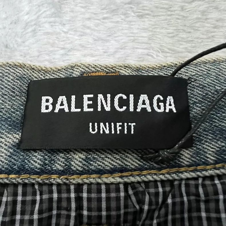 Balenciaga Balenciaga size S Distressed Destroyed Denim Pants Size US 27 - 3 Thumbnail