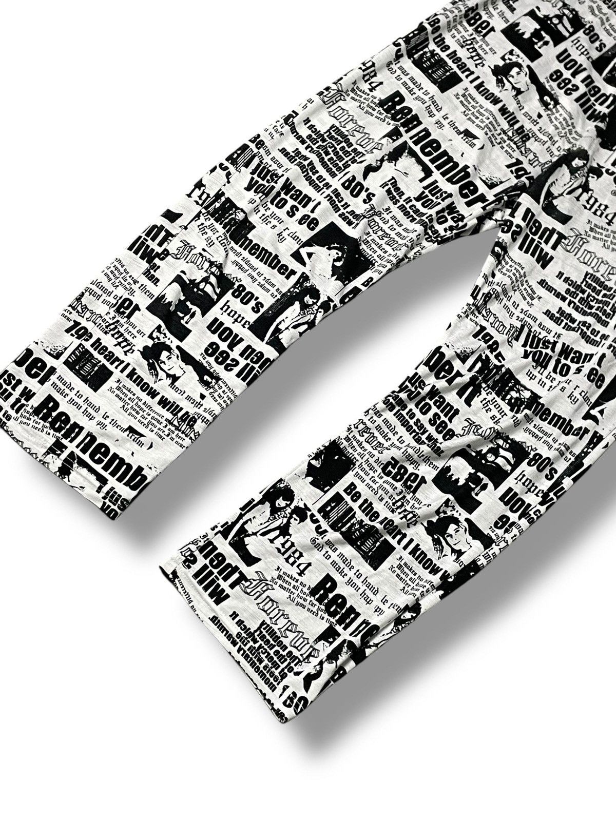 Designer × Japanese Brand Blue Trive Newspaper Pattern Cotton Spandex Pants (4) Size US 30 / EU 46 - 9 Thumbnail