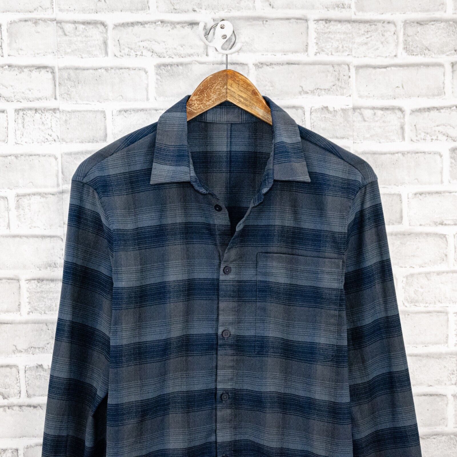 Lululemon Lululemon Mason's Peak Flannel Shirt in Shade Plaid Size US M / EU 48-50 / 2 - 5 Thumbnail