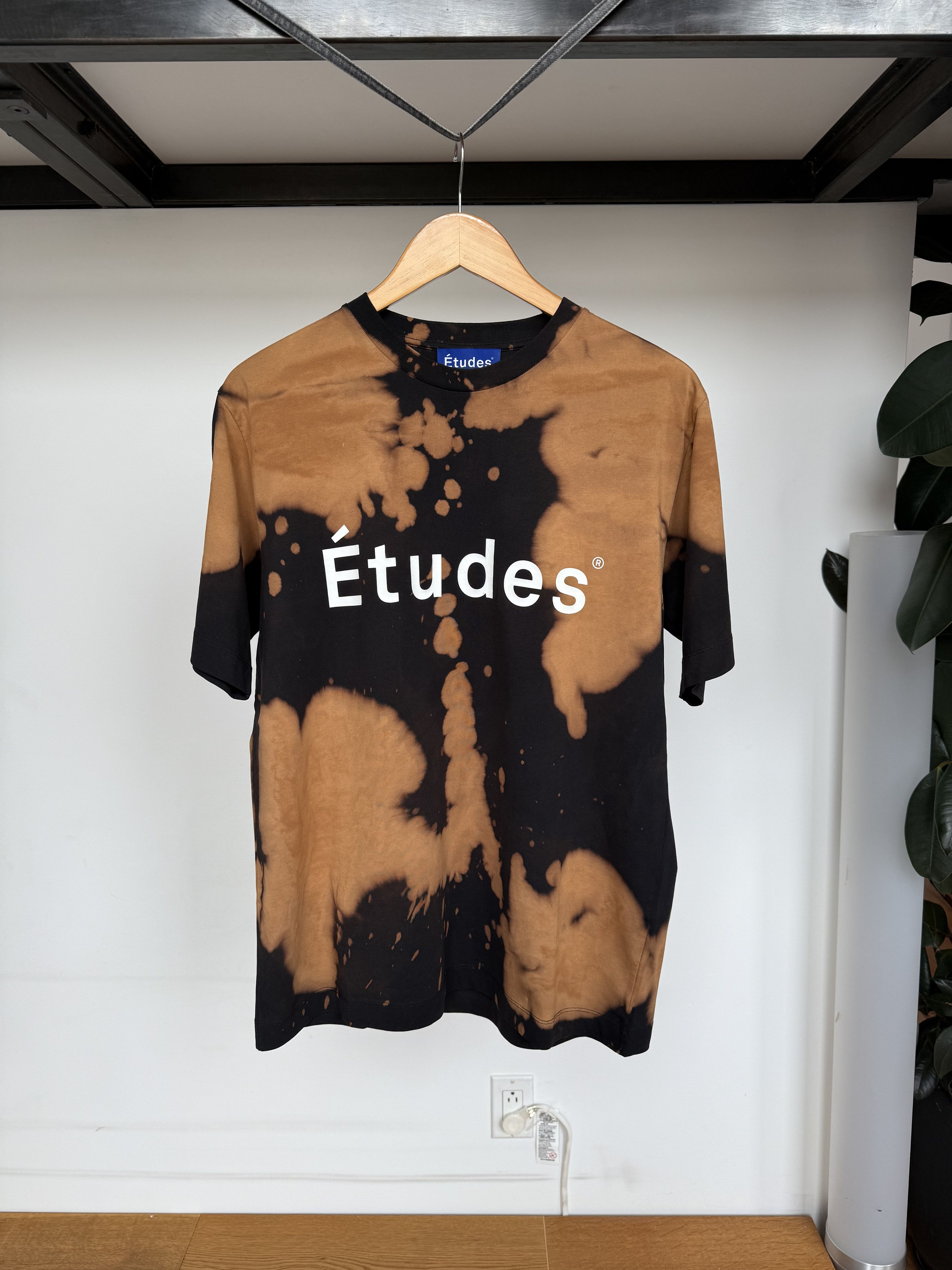 Etudes Black Bleached Wonder Logo T-Shirt Size US M / EU 48-50 / 2 - 1 Thumbnail