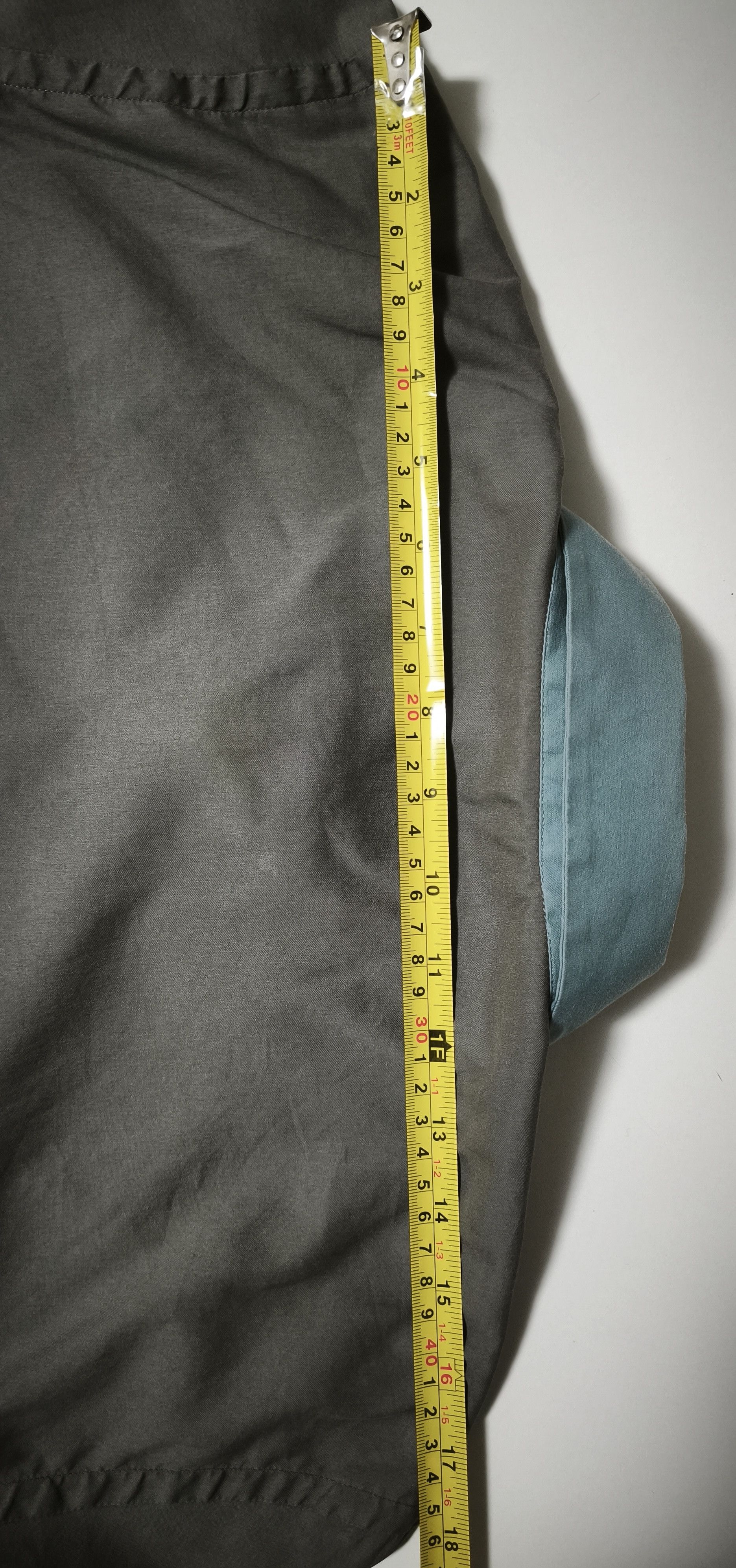 Prada FW2011 - Gray shirt with black and light blue details Size US M / EU 48-50 / 2 - 18 Thumbnail