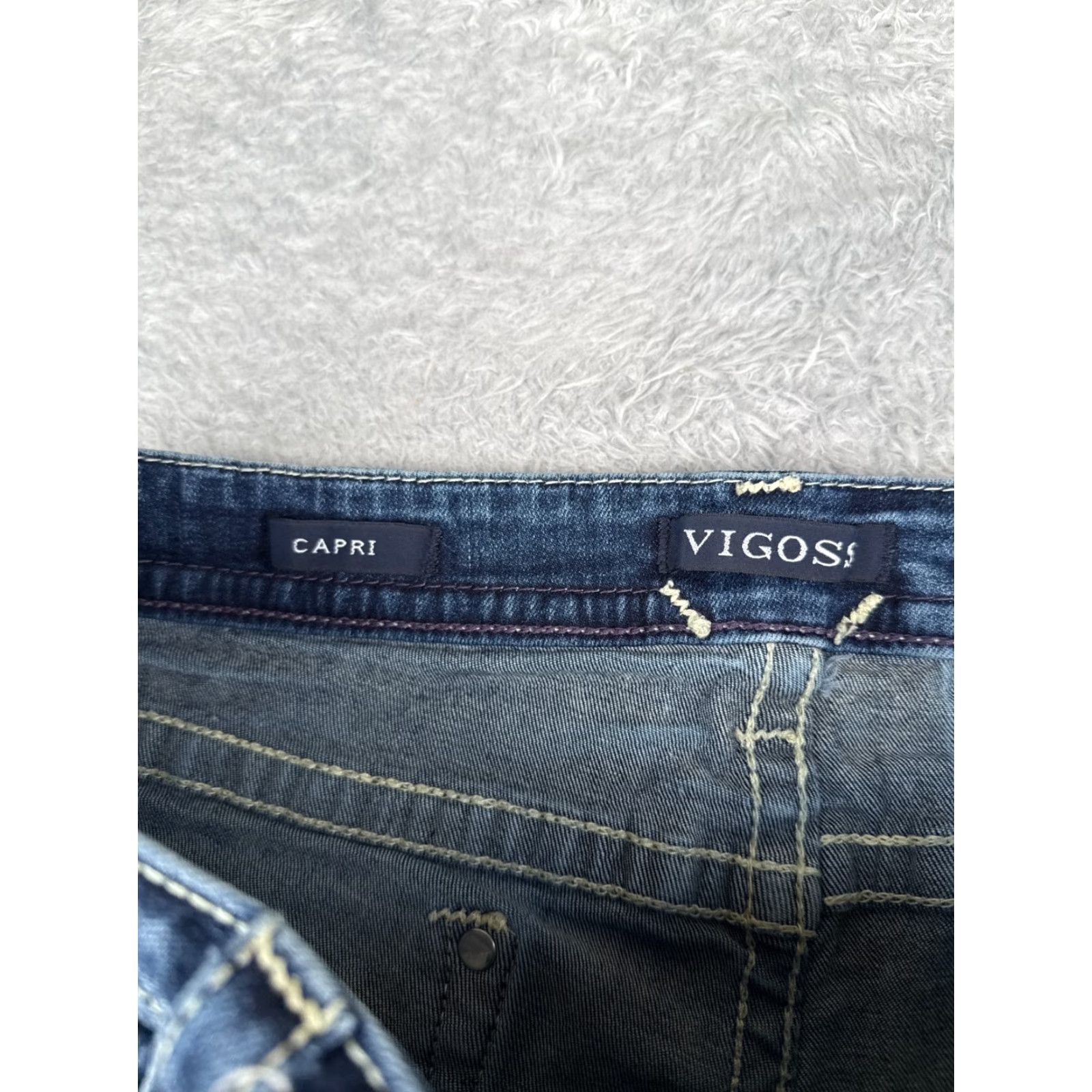 Vintage VIGOSS Jeans Womens 12 Blue Denim Carpi Embroidered Mid Rise Cotton Blend 32x21 Jeans Size 34" / US 12 / IT 48 - 6 Thumbnail