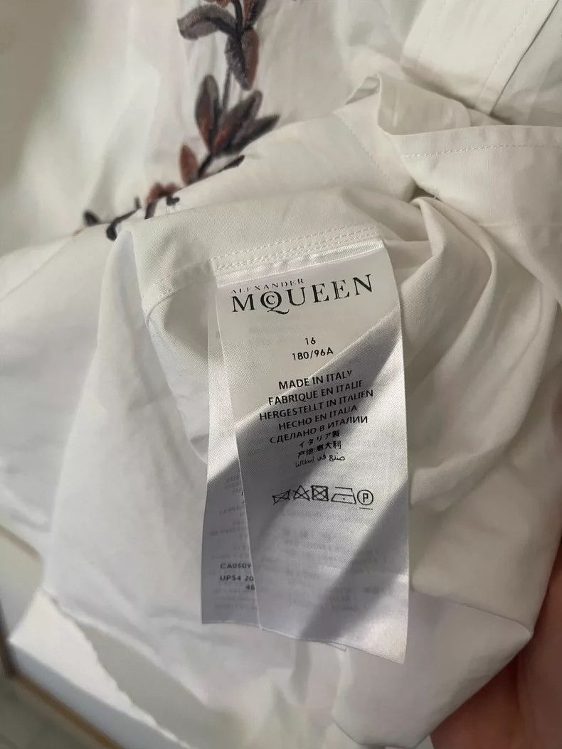 Alexander McQueen Alexander McQUEEN size 16 Runway - style shirt Size US XL / EU 56 / 4 - 5 Thumbnail