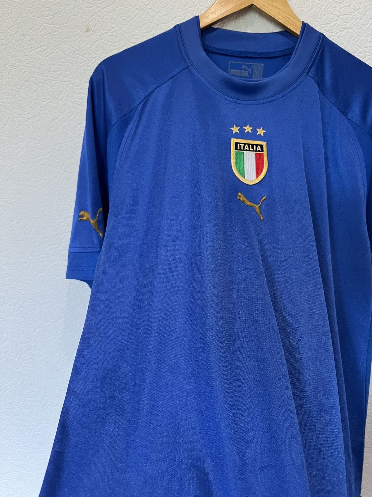 Puma Italy Puma 2004 Home Kit Soccer Jersey Football Shirt Italia Size US L / EU 52-54 / 3 - 7 Thumbnail