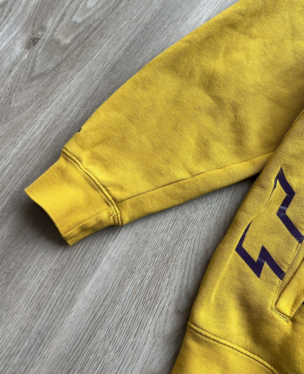 NBA × Vintage Vintage Mitchell & Ness NBA Lakers Basketball Zip Up Hoodie Size US M / EU 48-50 / 2 - 2 Thumbnail