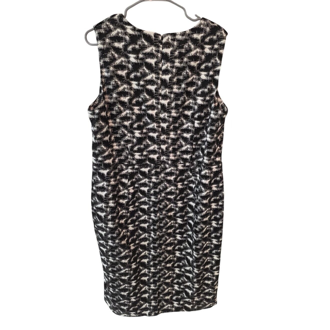 Calvin Klein Calvin Klein Sleeveless Black & White Print Zip Dress - 18W Size XXL / US 16-18 / IT 52-54 - 2 Thumbnail