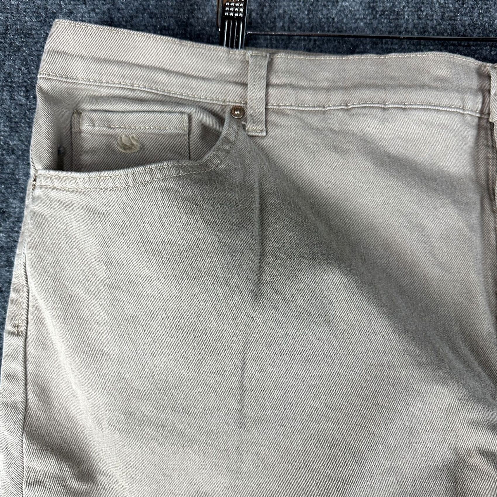 Gloria Vanderbilt Gloria Vanderbilt Jeans Womens 22W Amanda Tan Cotton Stretch Size 40" / US 18 - 4 Thumbnail