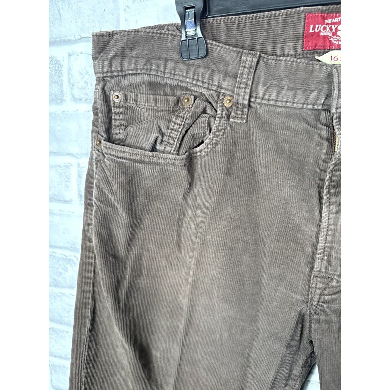 Lucky Brand Lucky Brand Jeans Mens 36x30 Brown 361 Straight Corduroy Pants Size US 36 / EU 52 - 4 Thumbnail