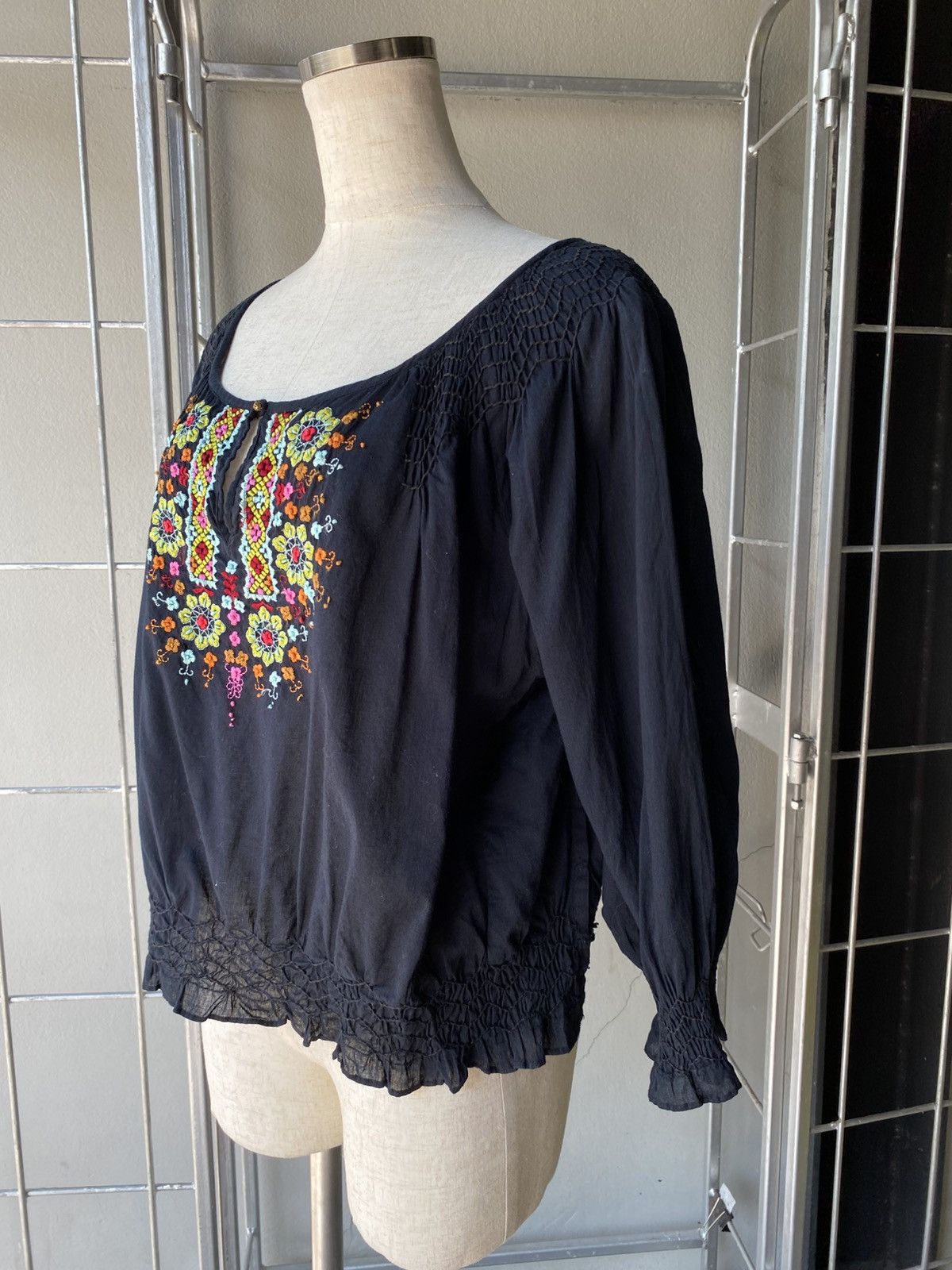 Max Mara MaxMara Black Embroidered Floral Blouse Size S / US 4 / IT 40 - 6 Thumbnail