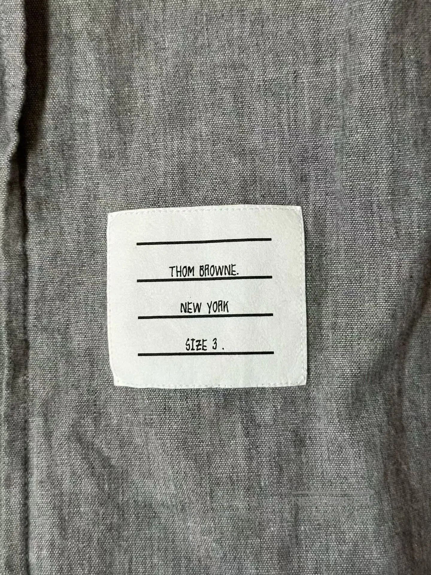 Thom Browne Thom Browne Gray Sleeve Logo Shirt. Size US L / EU 52-54 / 3 - 3 Thumbnail