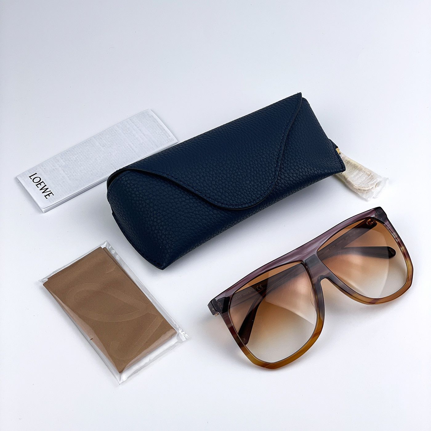 Loewe NEW Loewe LW40001F FILIPA 83V Shield Women Sunglasses Size ONE SIZE - 12 Thumbnail