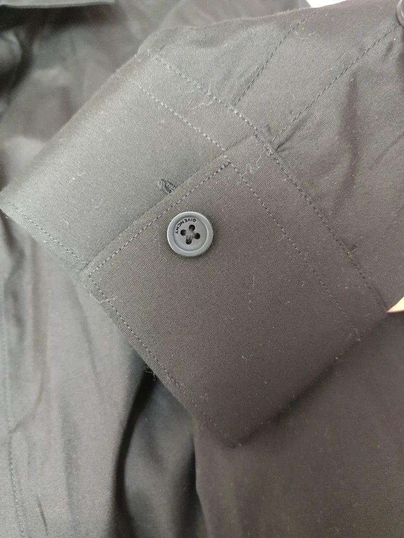 Givenchy Givenchy Size40 Men's shirt Size US M / EU 48-50 / 2 - 5 Thumbnail
