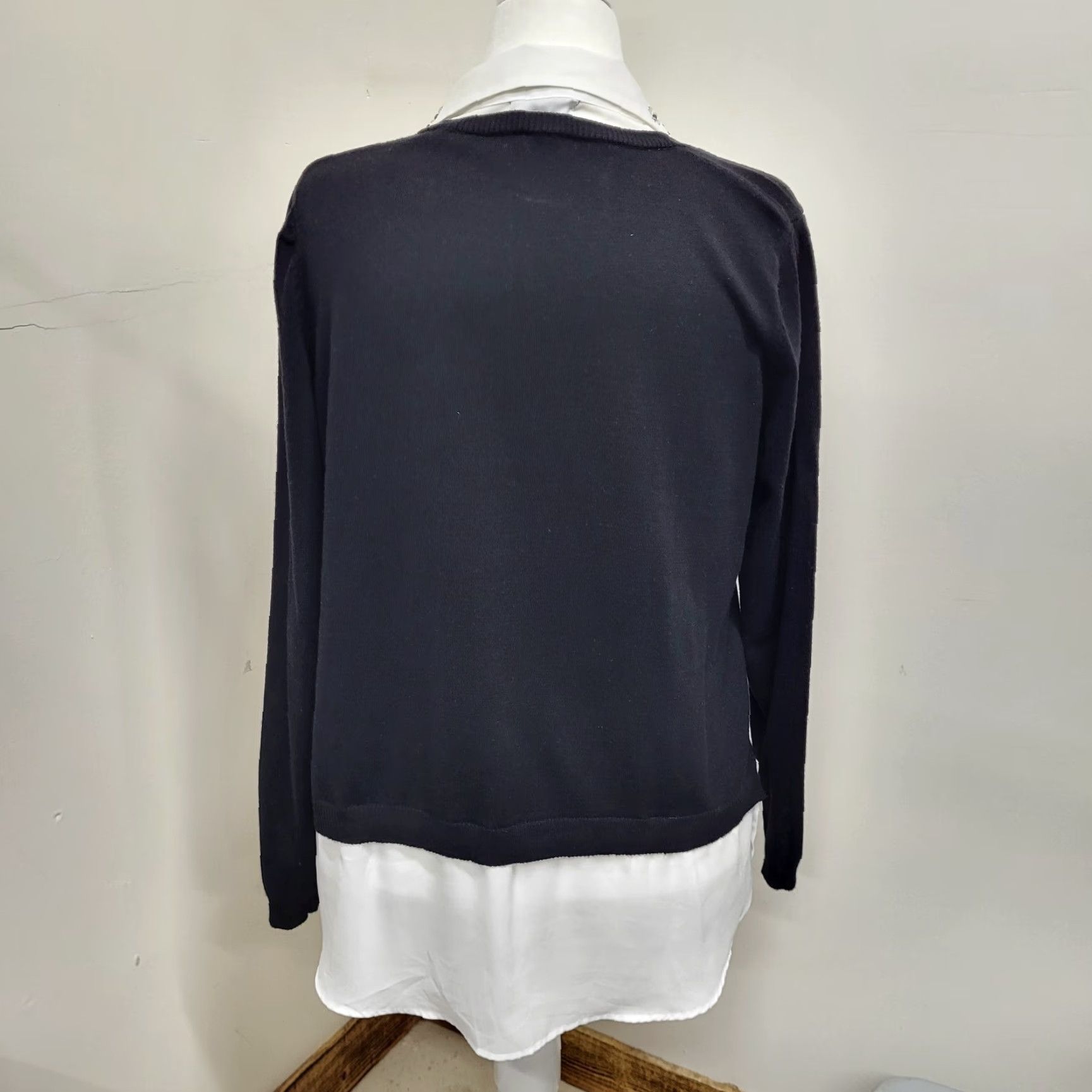 Adrianna Papell Adrianna Papell Twofer Sweater Women XL V-Neck Layered Sheath Black White Size XL / US 12-14 / IT 48-50 - 6 Thumbnail