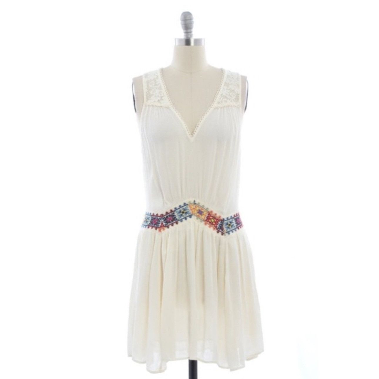 Free People NWT Free People Embroidered Mini Dress| Boho Coastal Cowgirl Size M / US 6-8 / IT 42-44 - 2 Thumbnail