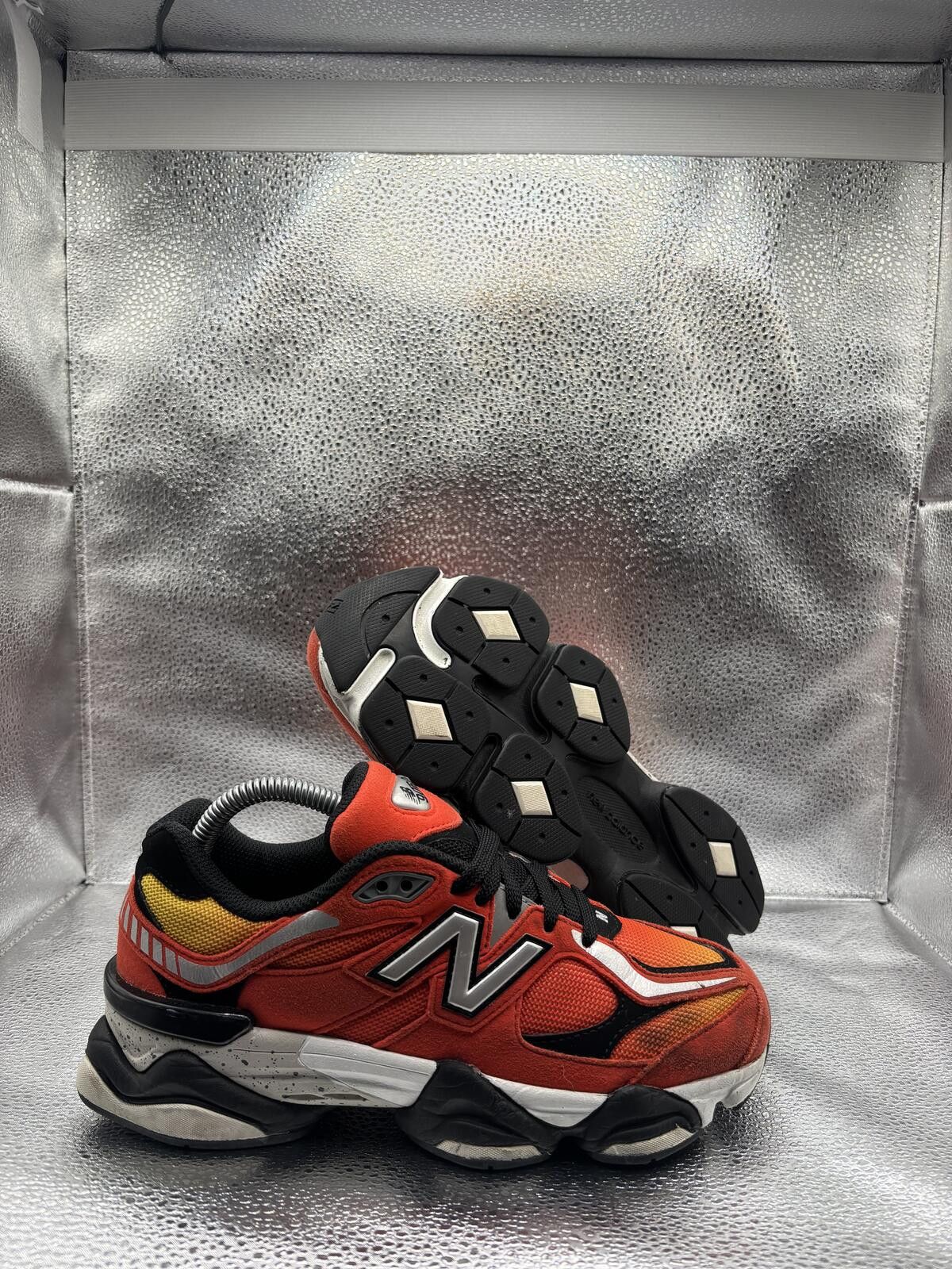 New Balance New balance 9060 DTLR fire sigh GS Size US 5 / EU 37 - 1 Thumbnail