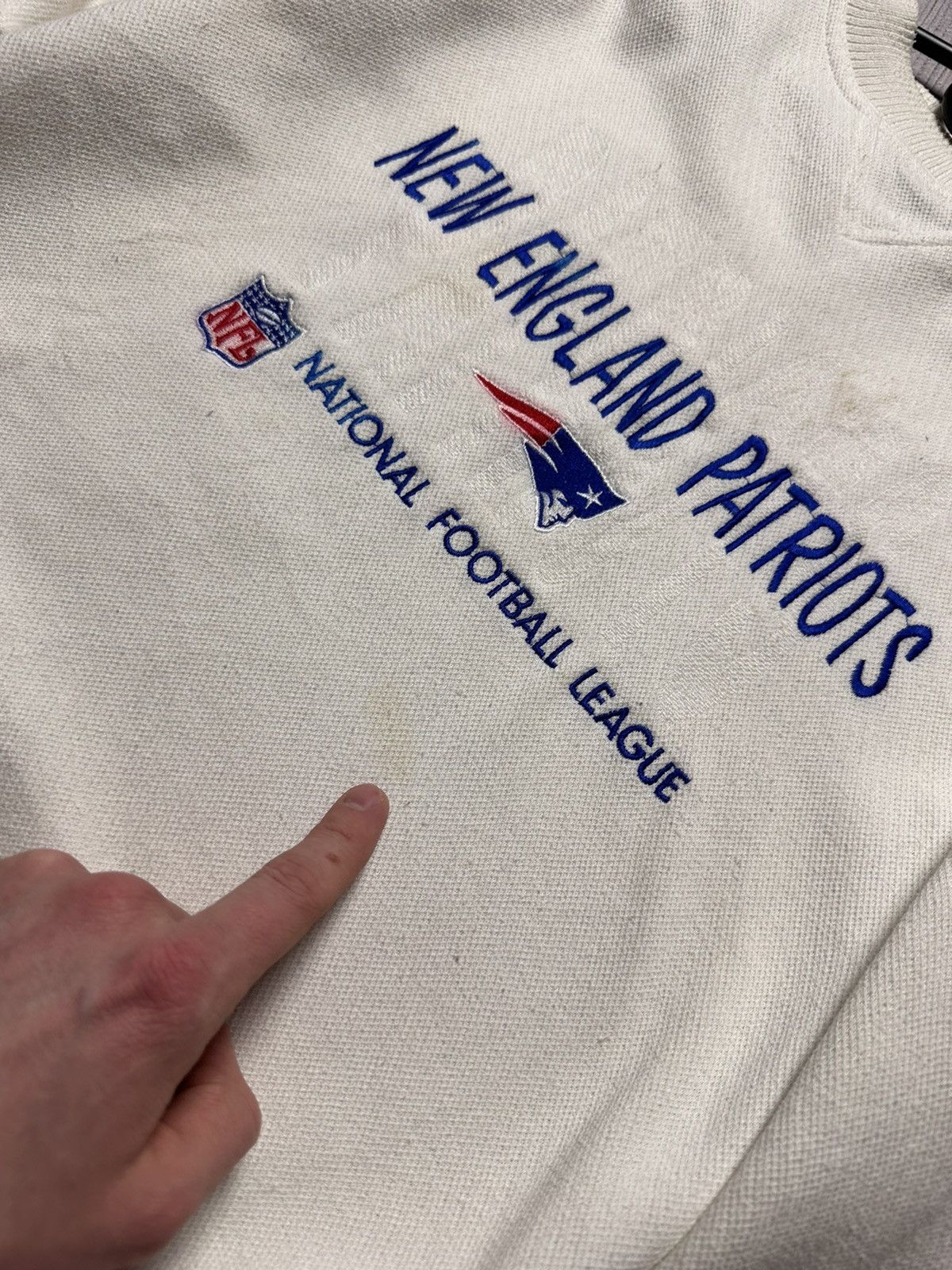 NFL Vintage New England Patriots football sweatshirt rare 80; 90 Size US S / EU 44-46 / 1 - 4 Thumbnail