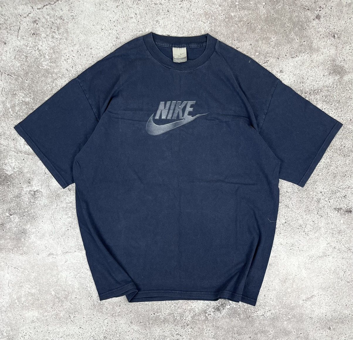 Nike × Vintage Nike Vintage 00s Faded Navy Big Logo T Shirt Size US XXL / EU 58 / 5 - 1 Thumbnail