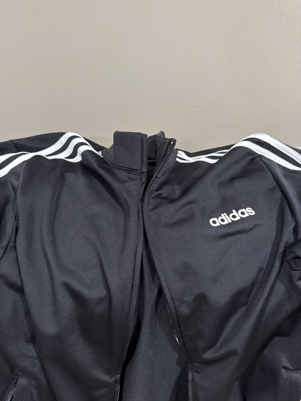 Adidas Adidas men’s track jacket sz M black/white stripes Size US M / EU 48-50 / 2 - 2 Thumbnail