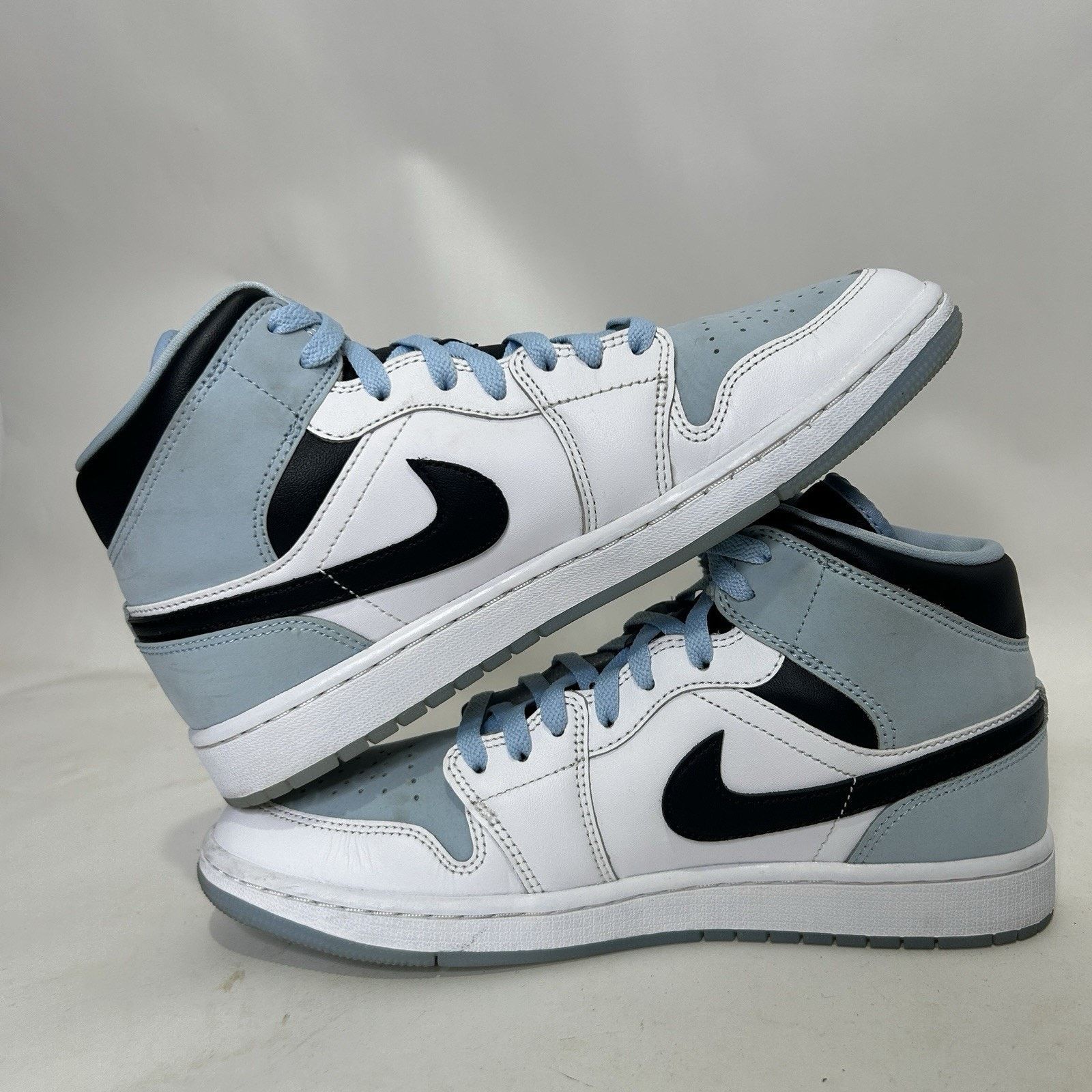 Jordan Brand Nike Air Jordan 1 Retro Mid SE "Ice Blue" DV1308-104 Size US 9 / EU 42 - 3 Thumbnail