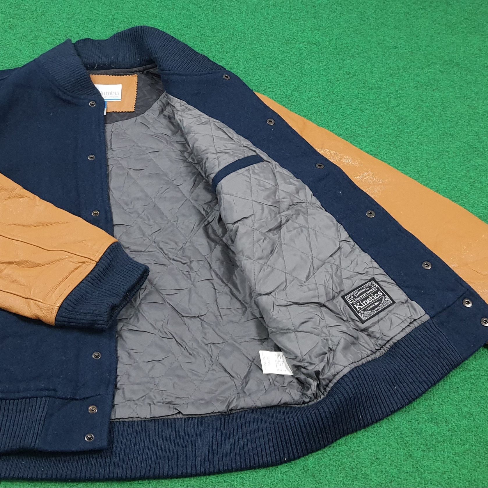 Columbia Columbia x Keith Haring x Kinetics Wool Varsity Jacket Size US M / EU 48-50 / 2 - 5 Thumbnail