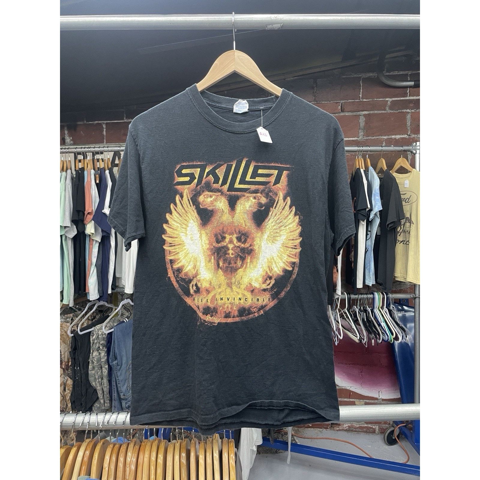 Gildan VTG Skillet T Shirt Band Promo Tour Concert Men’s Medium Y2K Size US M / EU 48-50 / 2 - 1 Thumbnail
