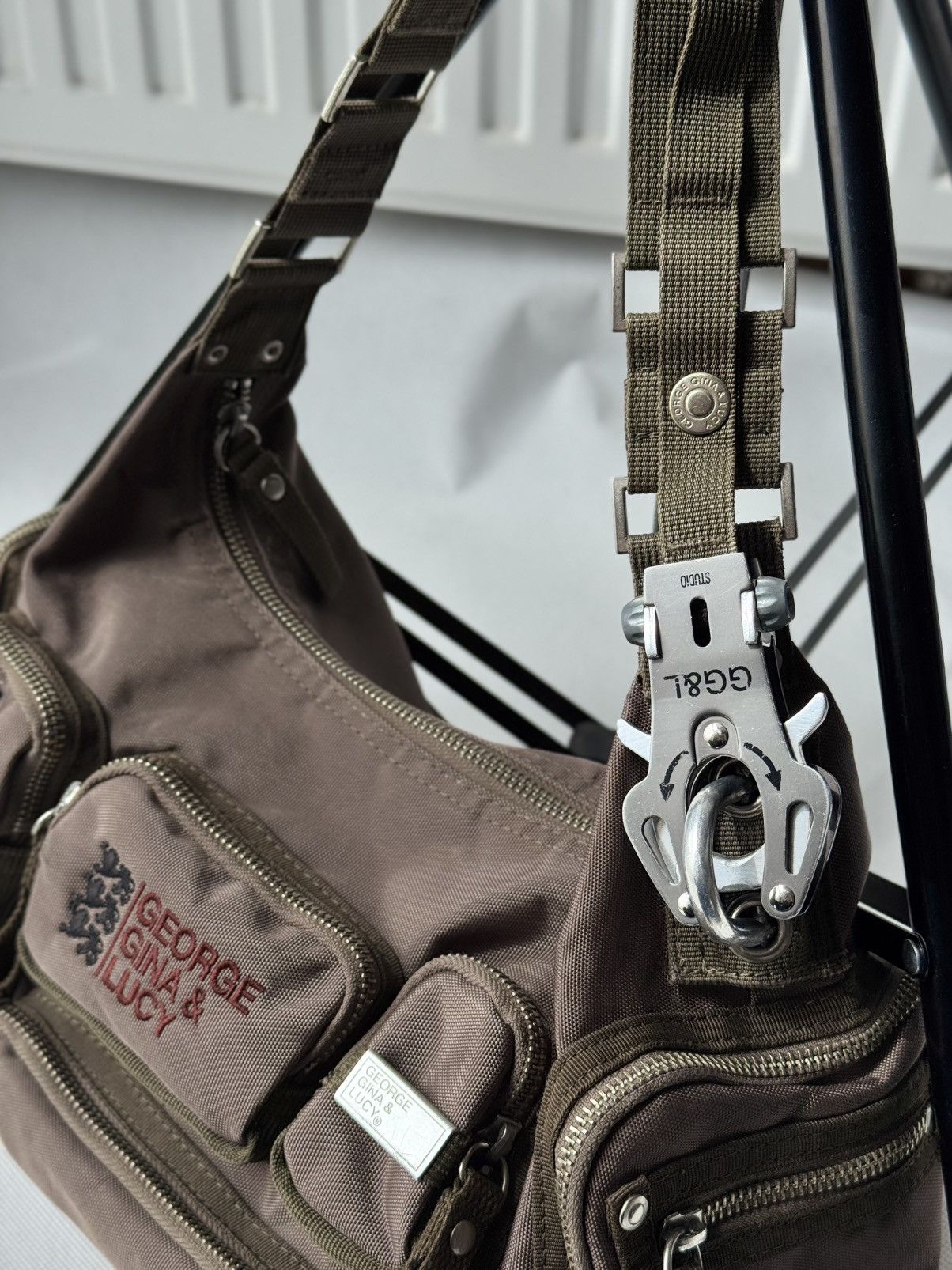 George Gina & Lucy × Japanese Brand Very Rare George Gina & lucy Y2k Alyx Bag Crossbody Handbag Size ONE SIZE - 10 Thumbnail