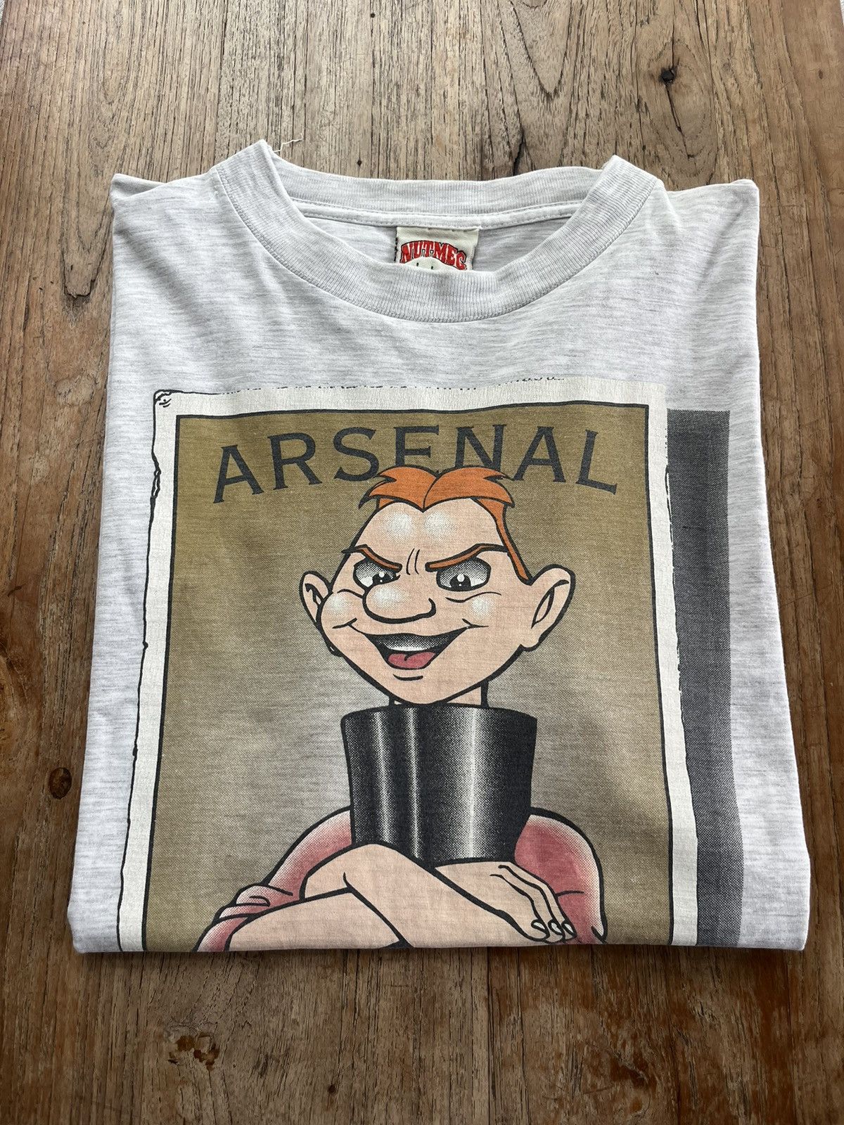 Nutmeg × Vintage Vintage ARSENAL Red Shirt Artwork by Nutmeg Mills 90’s Tee Size US M / EU 48-50 / 2 - 1 Thumbnail