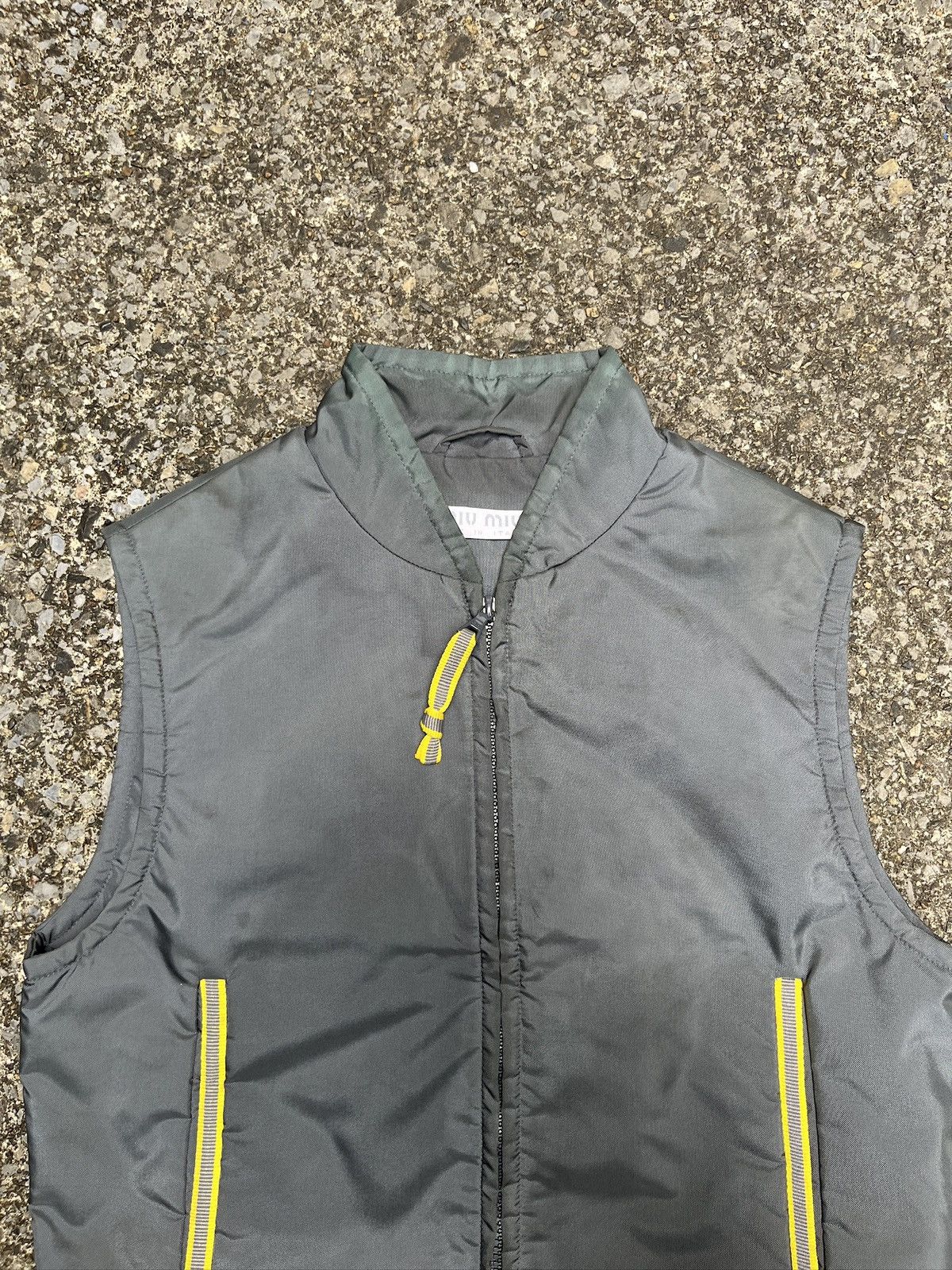 Miu Miu 1999aw Miumiu vests Size US S / EU 44-46 / 1 - 2 Thumbnail