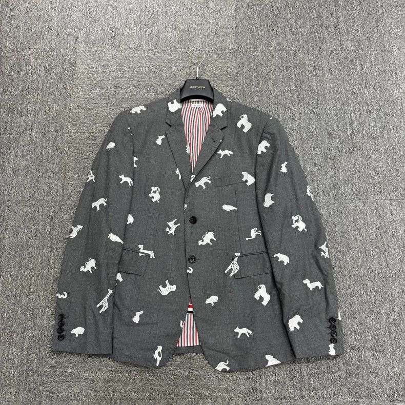 Thom Browne Thom Browne Animal Embroidered Wool Blazer Size US M / EU 48-50 / 2 - 1 Thumbnail