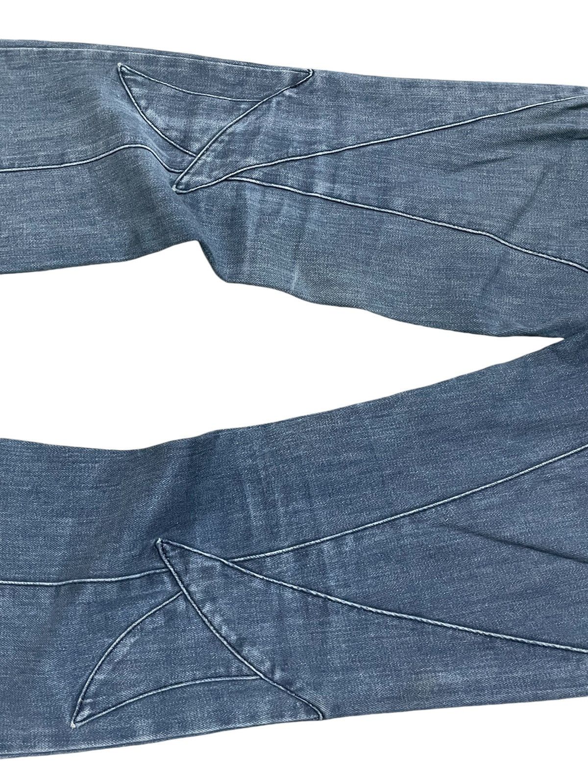 If Six Was Nine × Japanese Brand × Le Grande Bleu (L.G.B.) Super Flared Tribal Layered Jeans By Vivayou Size US 29 - 9 Thumbnail