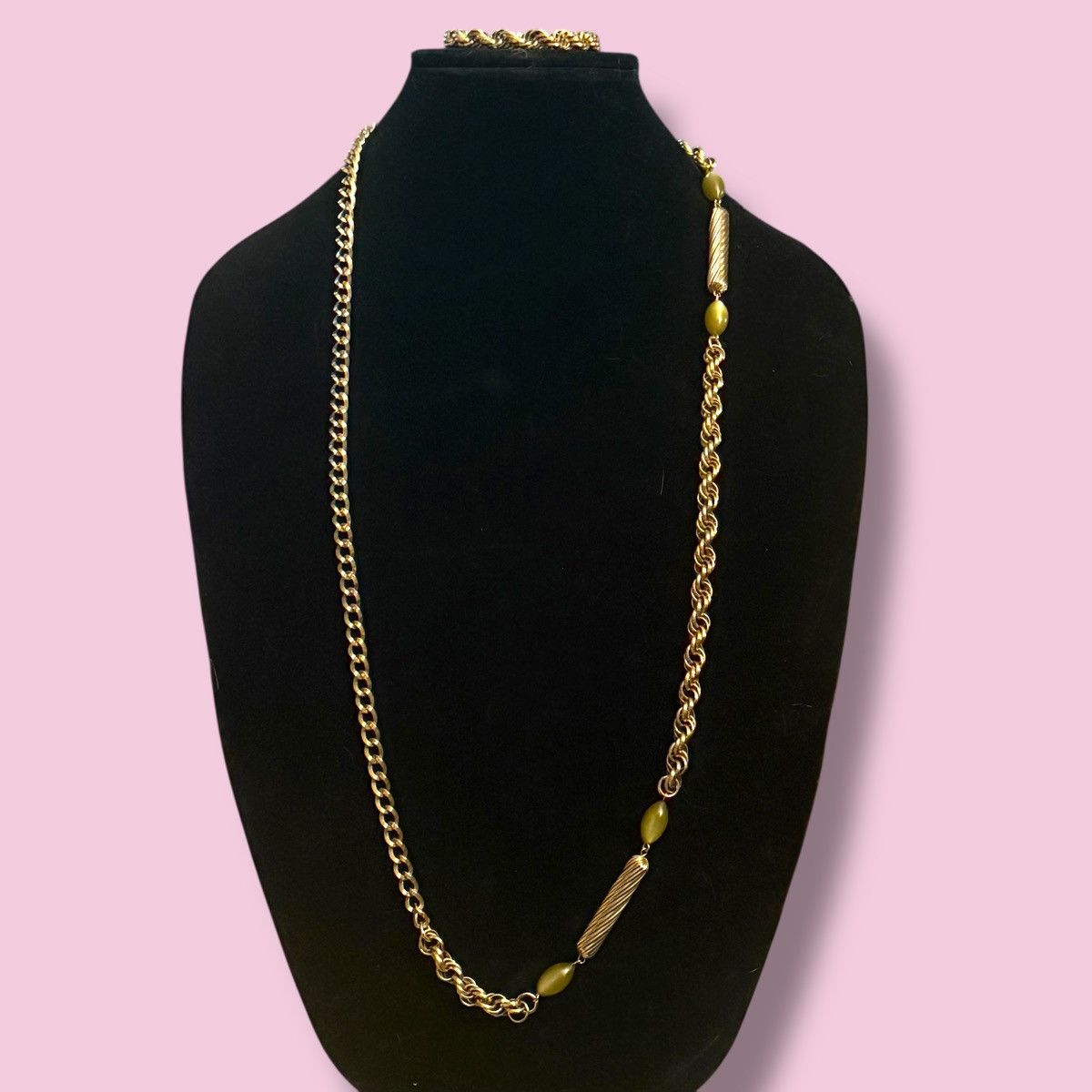 Vintage Vintage Sarah Coventry Golden Avocado necklace/bracelet set Size ONE SIZE - 1 Thumbnail