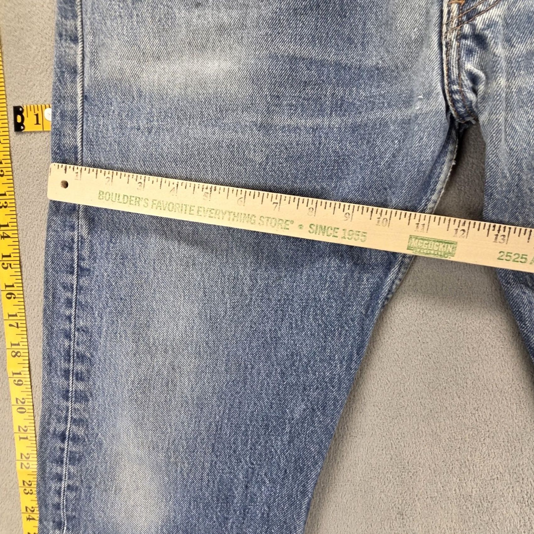 Levi's VINTAGE Levi's 501 Jeans Mens Blue Button Fly 31x32 Cross Patch 501 Levi's Denim Cotton Straight Jeans Size US 31 - 6 Thumbnail