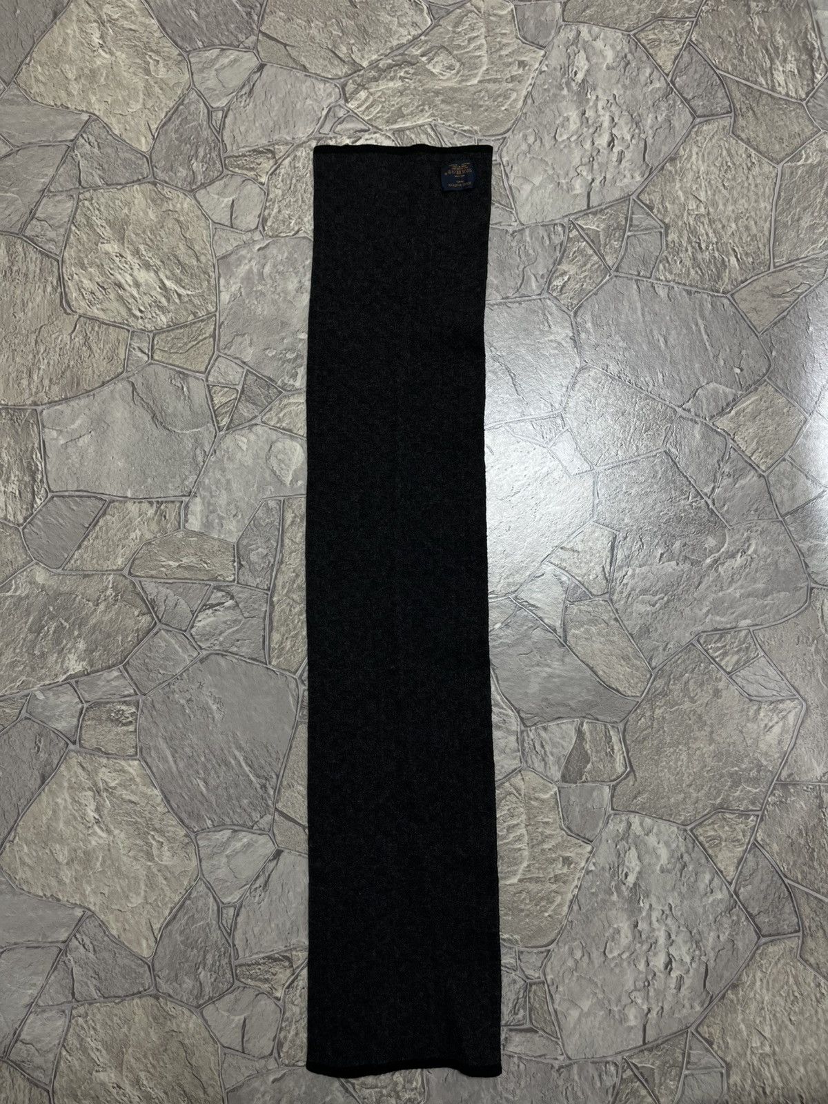 Louis Vuitton Louis Vuitton Scarf LV Logo Silk Wool Size ONE SIZE - 6 Thumbnail