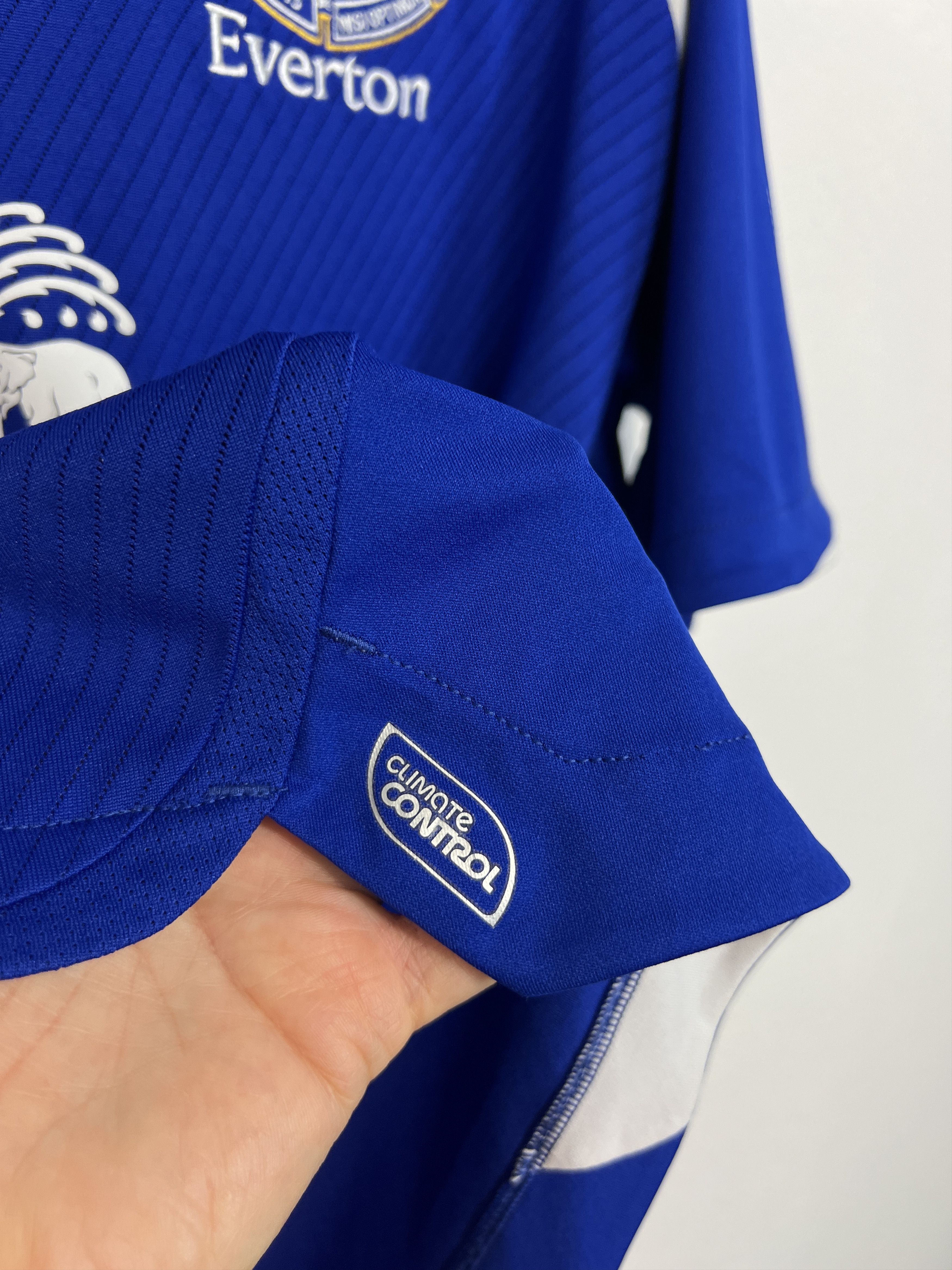 Umbro Everton Home football shirt 2008 Soccer Blue Jersey Trikot Size US L / EU 52-54 / 3 - 5 Thumbnail