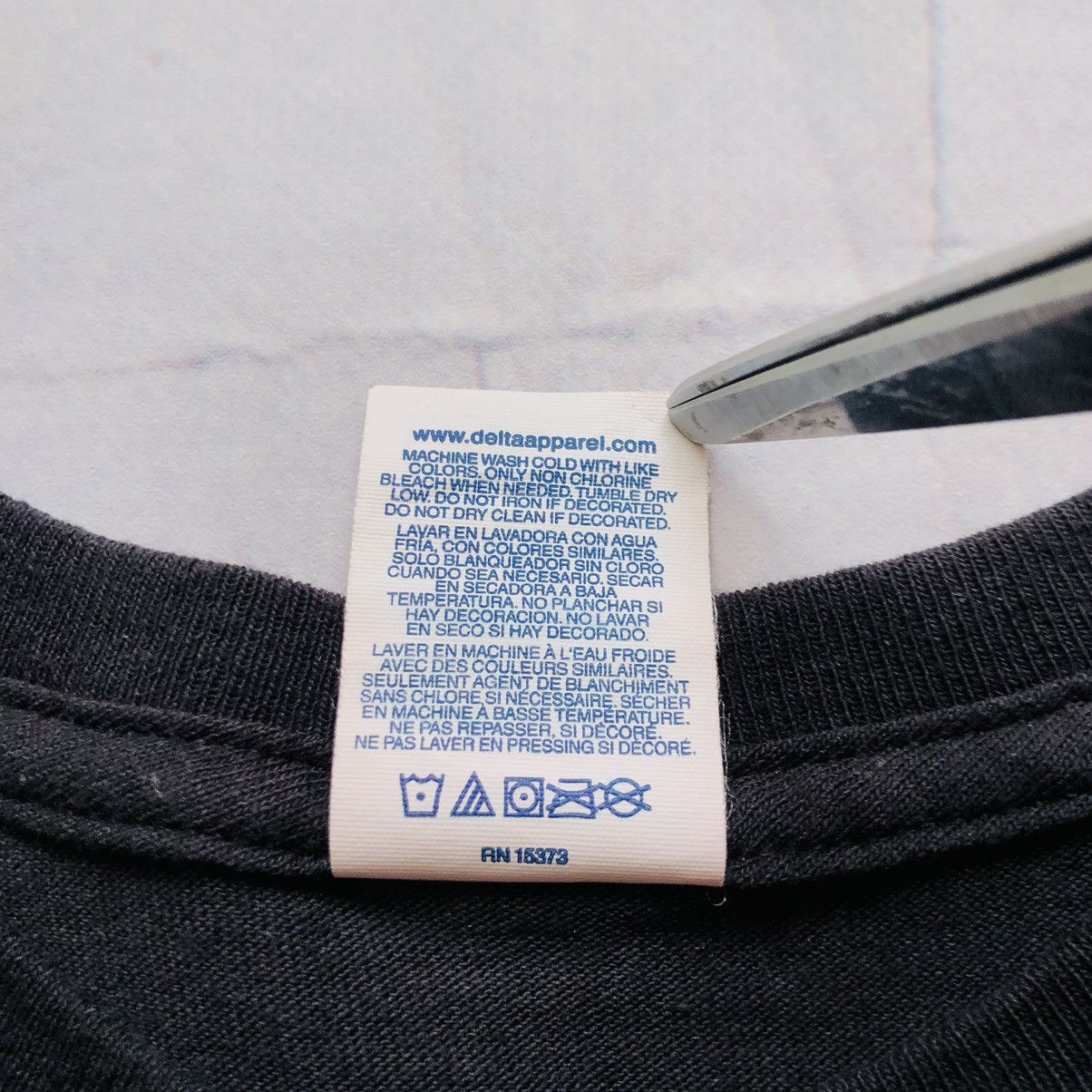 Band Tees × Pink Floyd × Vintage Vintage Pink Floyd T-Shirt tour Faded Style 90s Y2K rare Size US L / EU 52-54 / 3 - 6 Thumbnail