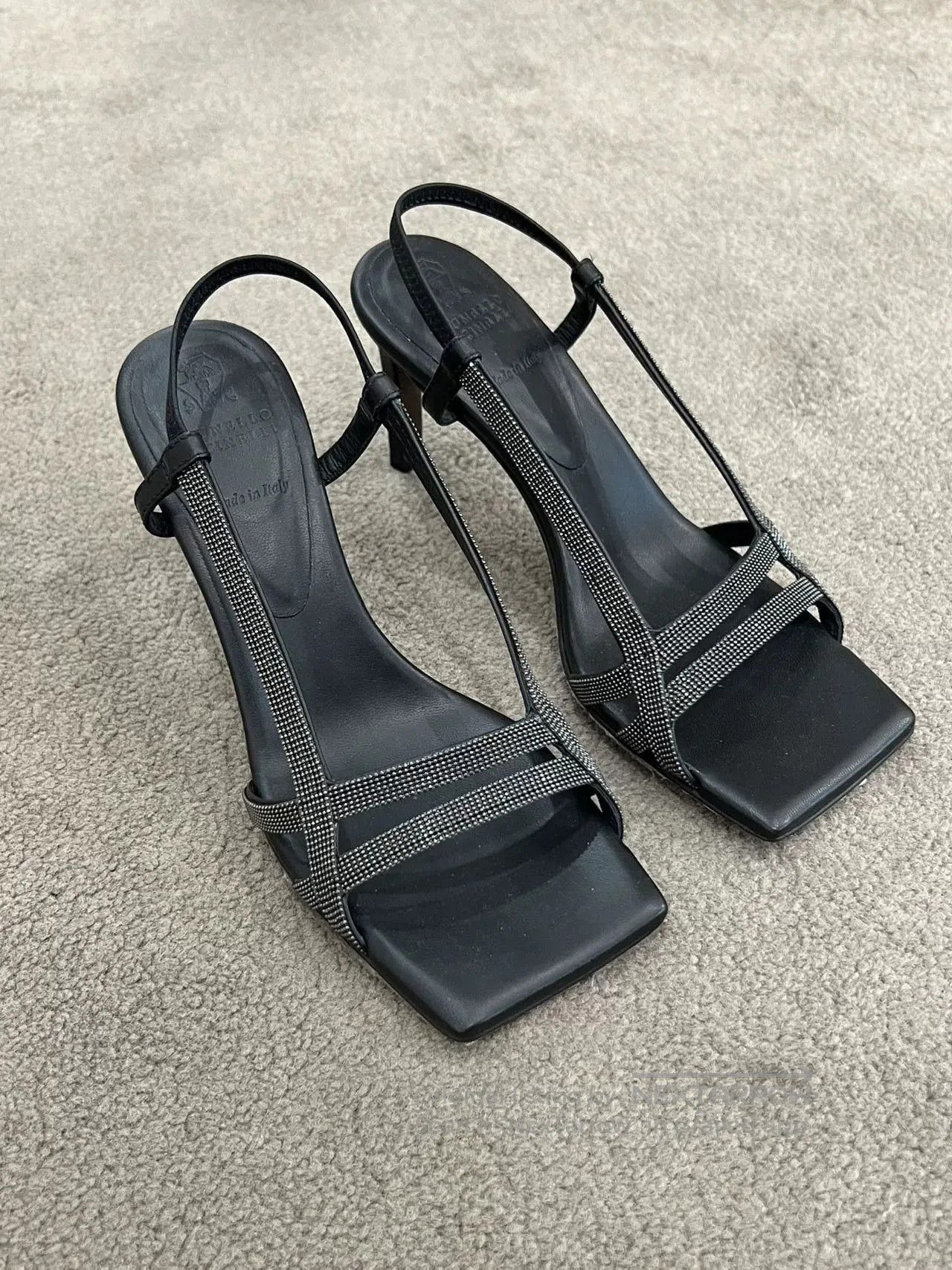 Brunello Cucinelli Brunello Cucinelli Women’s T-Strap Heels. Size US 4 / IT 34 - 1 Thumbnail