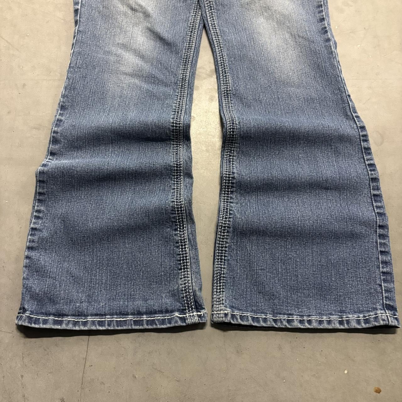 Vintage Crazy Vintage Y2K/2000s Baggy Flared Streetwear Essential Medium Blue wash Denim Jeans! Size US 34 / EU 50 - 3 Thumbnail