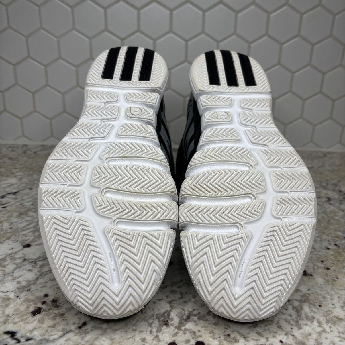 Adidas Size 11.5 -Adidas D Rose 4.5 Zebra 2014 Gently Worn With Box Size US 11.5 / EU 44-45 - 11 Thumbnail
