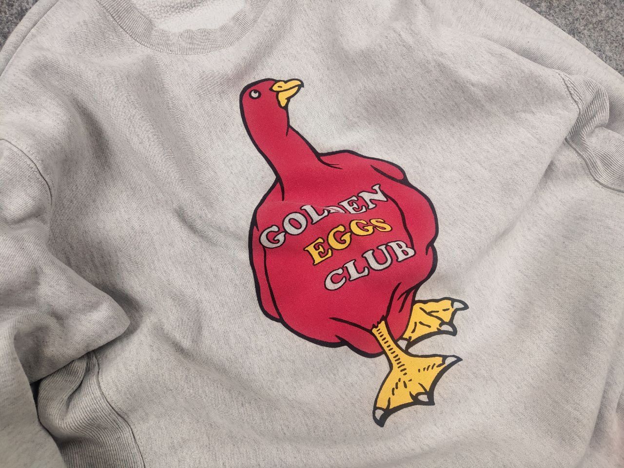 Vintage Vintage 90's United Athle GOLDEN EGGS CLUB Gray Sweatshirt Size US L / EU 52-54 / 3 - 5 Thumbnail