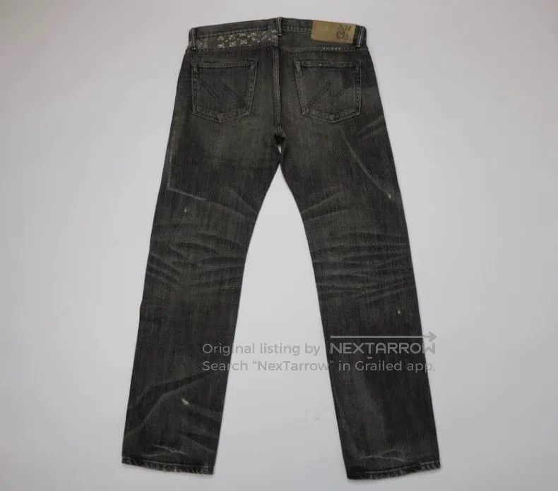 Neighborhood Neighborhood size L Jeans Size US 27 - 2 Thumbnail