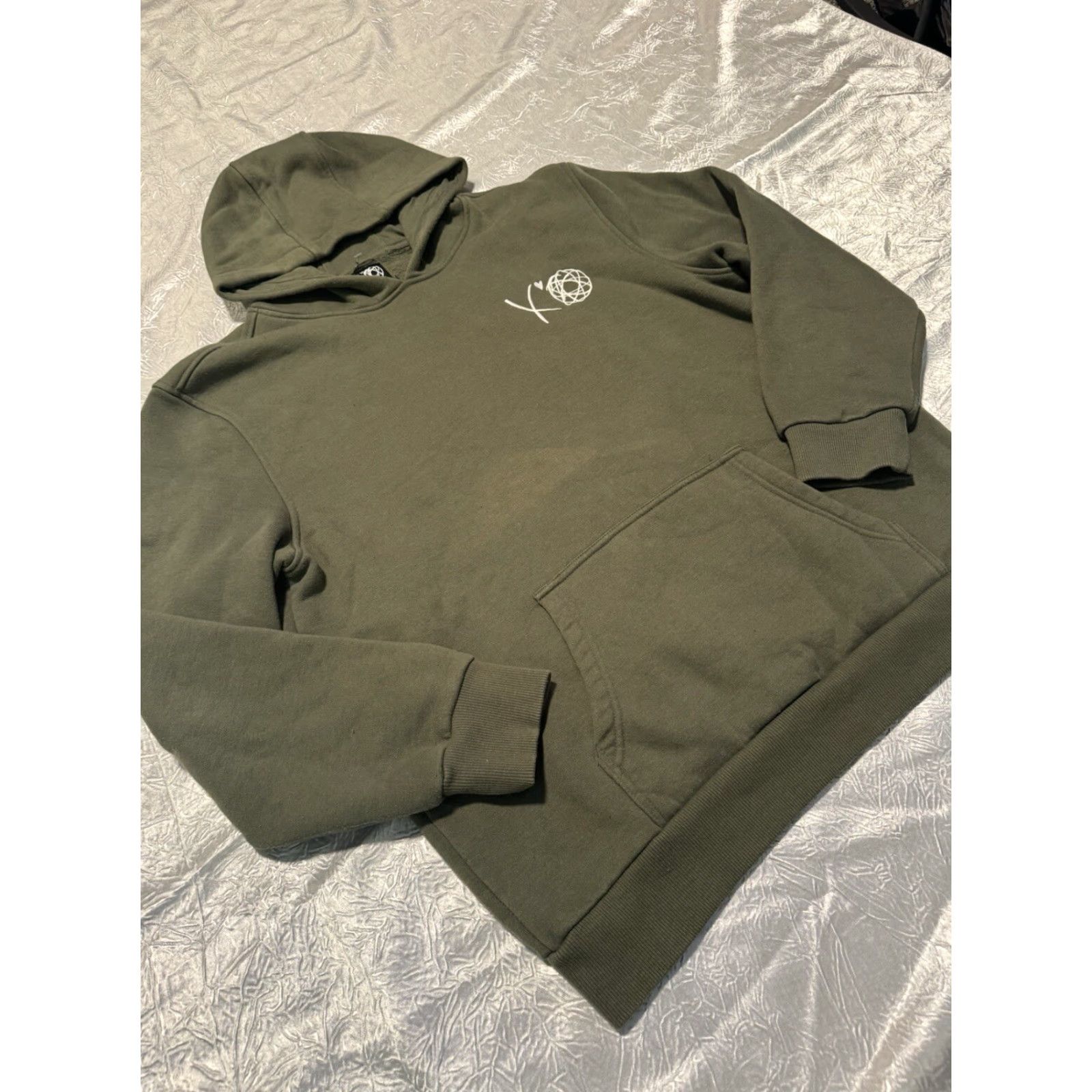 Vintage VINTAGE? (No) The Weeknd XO Legend of the Fall Starboy Pullover Hoody Size Large Olive Green Cotton Logo Hoodie Men Regular Size US L / EU 52-54 / 3 - 5 Thumbnail